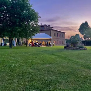 Alloggio per agriturismo La Colmata, Cesa (Arezzo)